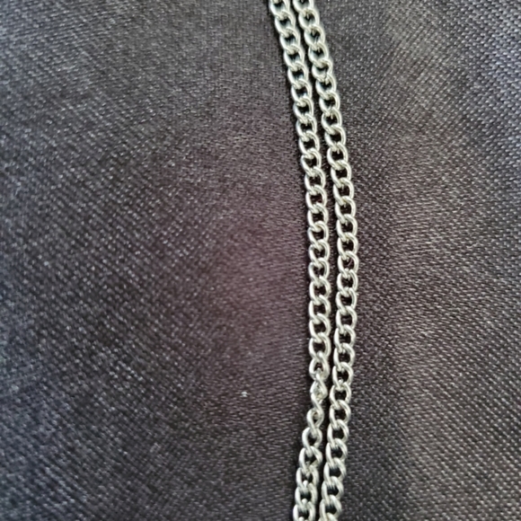 Talon Pendant on chain with genuine Amethyst Crystals necklace - Picture 7 of 9